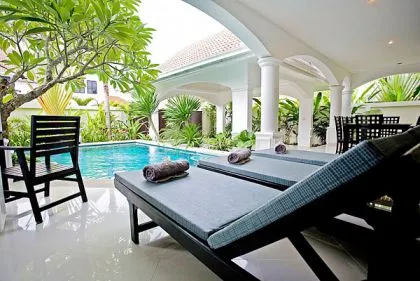 Na Jomtien Grande Pool Villa